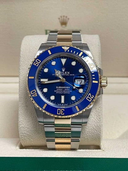 Role_x Oyster Perpetual Submarine 2Ton-Gold-Blue